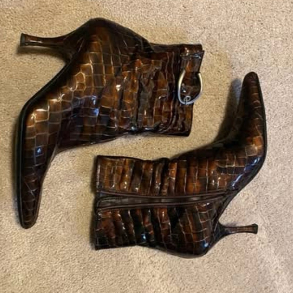 Stuart Weitzman Dark Brown Croc-Embossed Heeled Boots